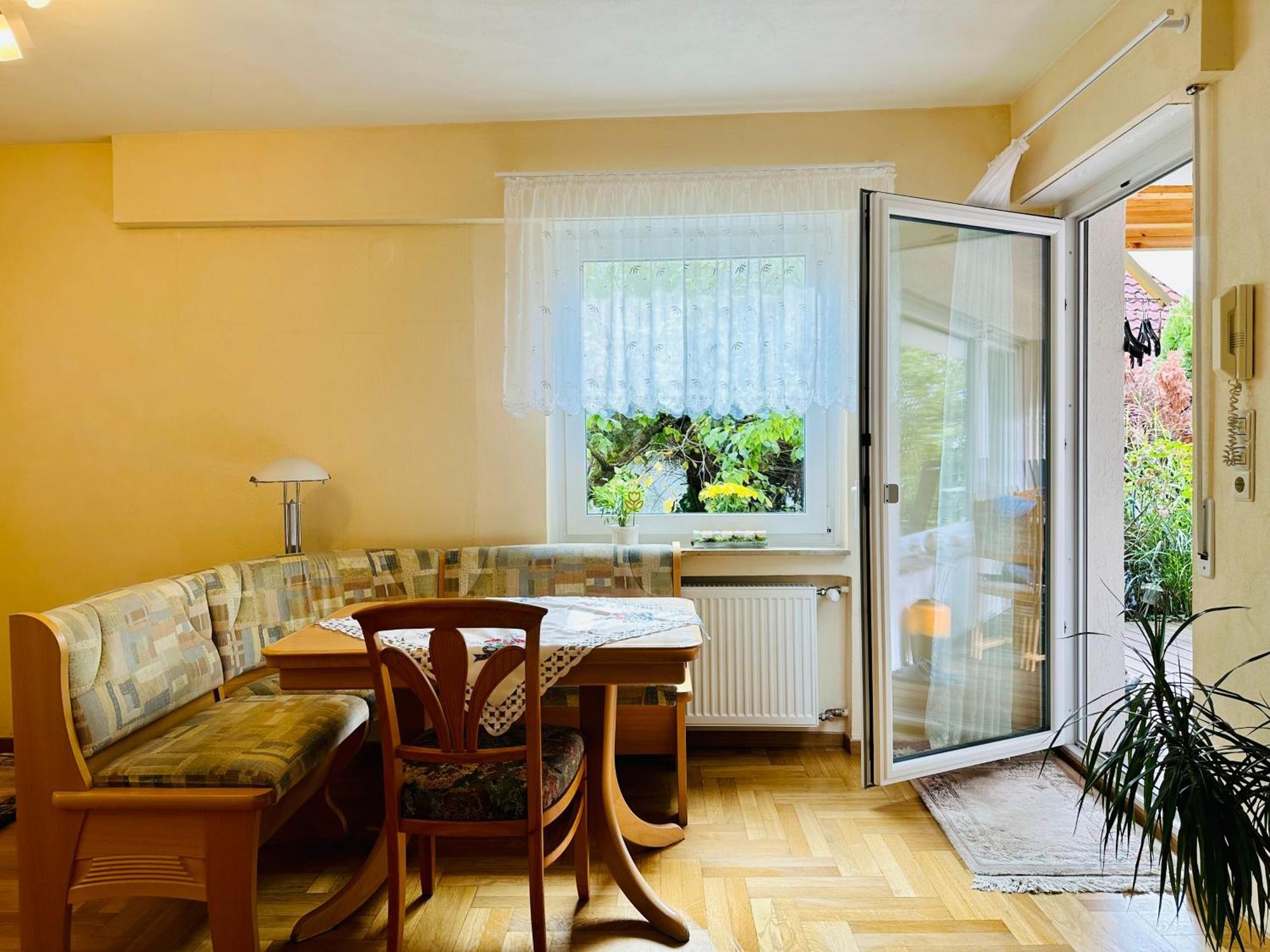 2,5-Zimmerwohnung Mit Terrasse - Keine Monteure Марбах-ам-Неккар Экстерьер фото
