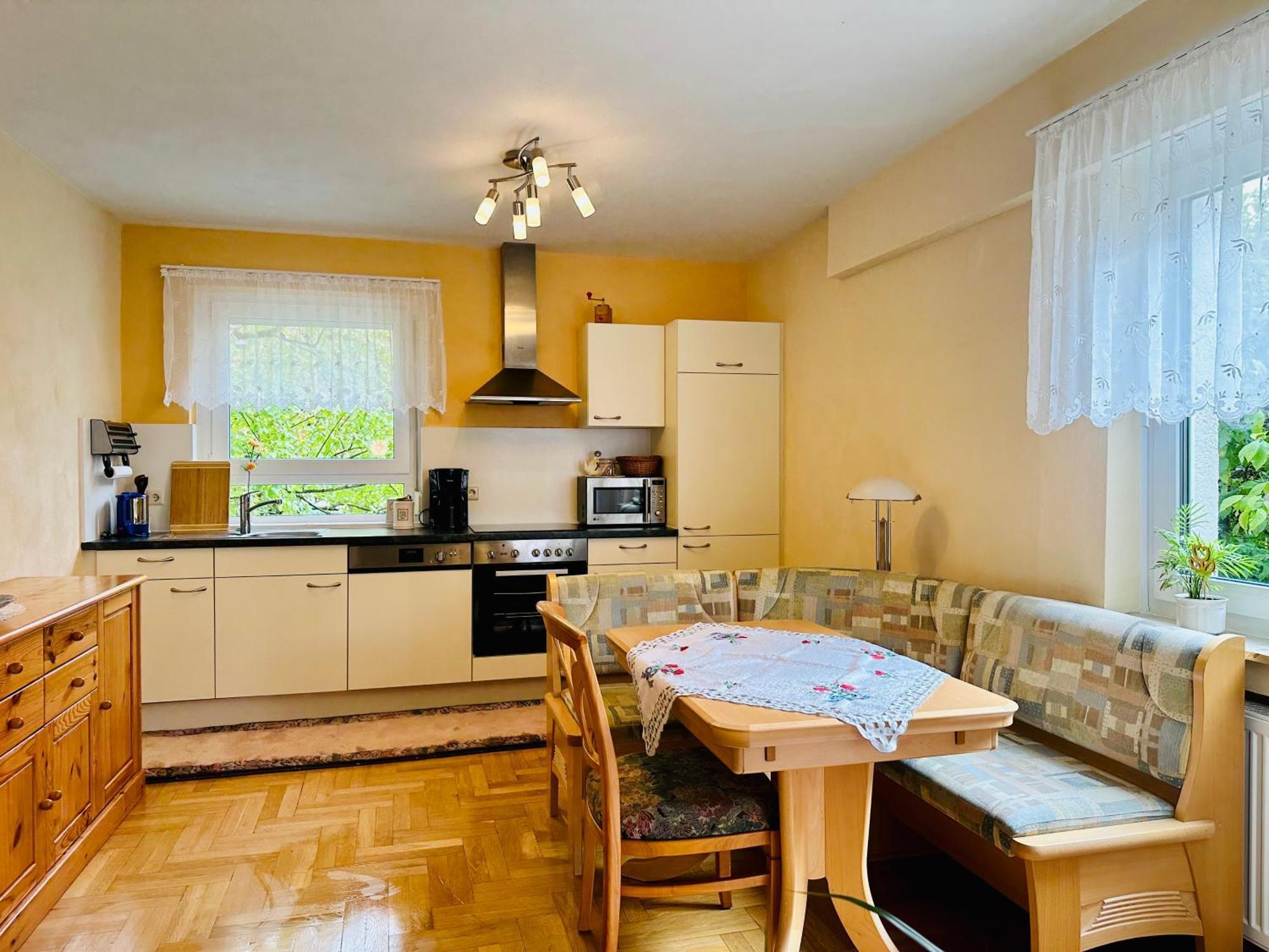 2,5-Zimmerwohnung Mit Terrasse - Keine Monteure Марбах-ам-Неккар Экстерьер фото